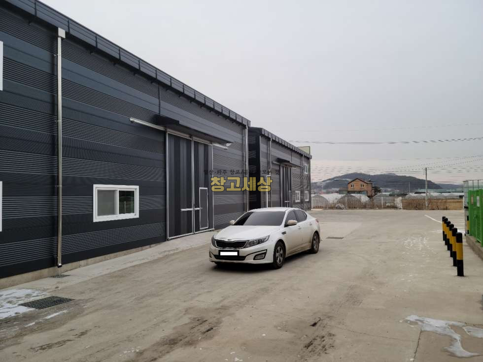 경기 파주시 파주읍 대지 692평 건물 총 240평(60평 4개동)공장/파주시 파주읍 백석리/매매가 18억원 매매 매물번호 10397 사진 3