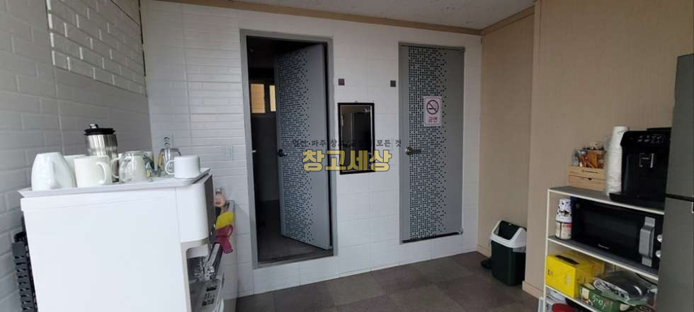 경기 고양일산서구 덕이동 115평(378㎡) / 창고시설 / 복층구조 / 내부화장실 / 내부사무실/ 5톤OK / 대중교통OK / 공실 월세 매물번호 11097 사진 16