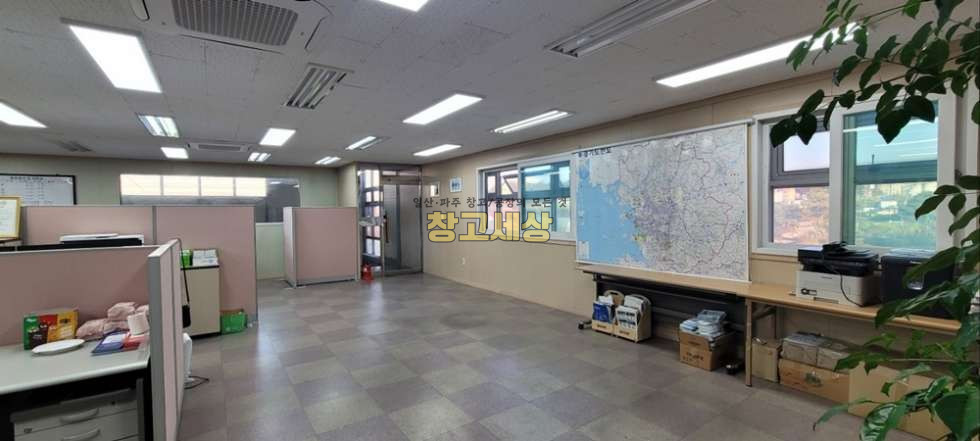 경기 고양일산서구 덕이동 115평(378㎡) / 창고시설 / 복층구조 / 내부화장실 / 내부사무실/ 5톤OK / 대중교통OK / 공실 월세 매물번호 11097 사진 17