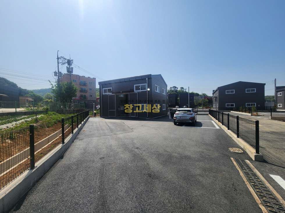 경기 파주시 탄현면 축현리 탄현면 축현리/건물 26평/제2종근생(사무소) /신축/단독건물/소형창고/5톤차량 진입가능/낙하IC 근접/매매/화장실 매매 매물번호 11246 사진 3