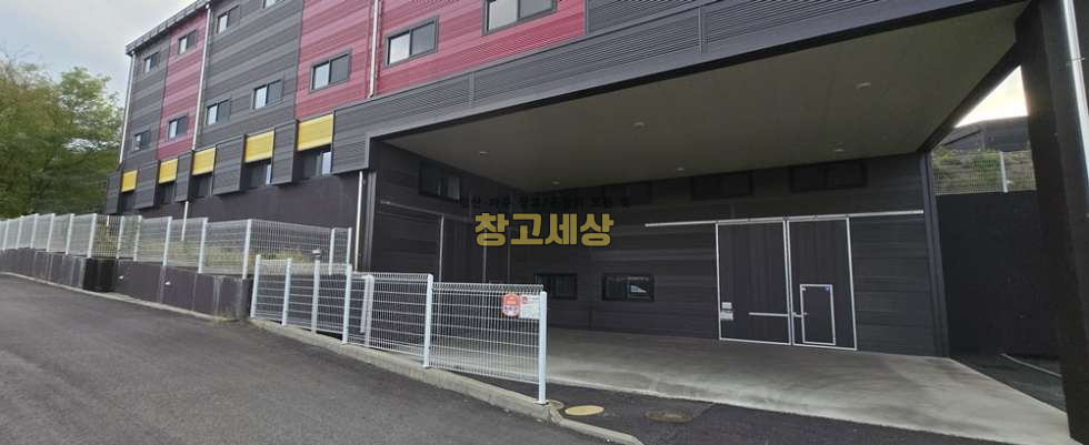 경기 파주시 오도동 320평(1058㎡) / 공장 / 단독마당 / 대형차량OK / 대중교통OK/창고임대/창고매매/공장임대/공장매매/토지매매 월세 매물번호 11450 사진 3