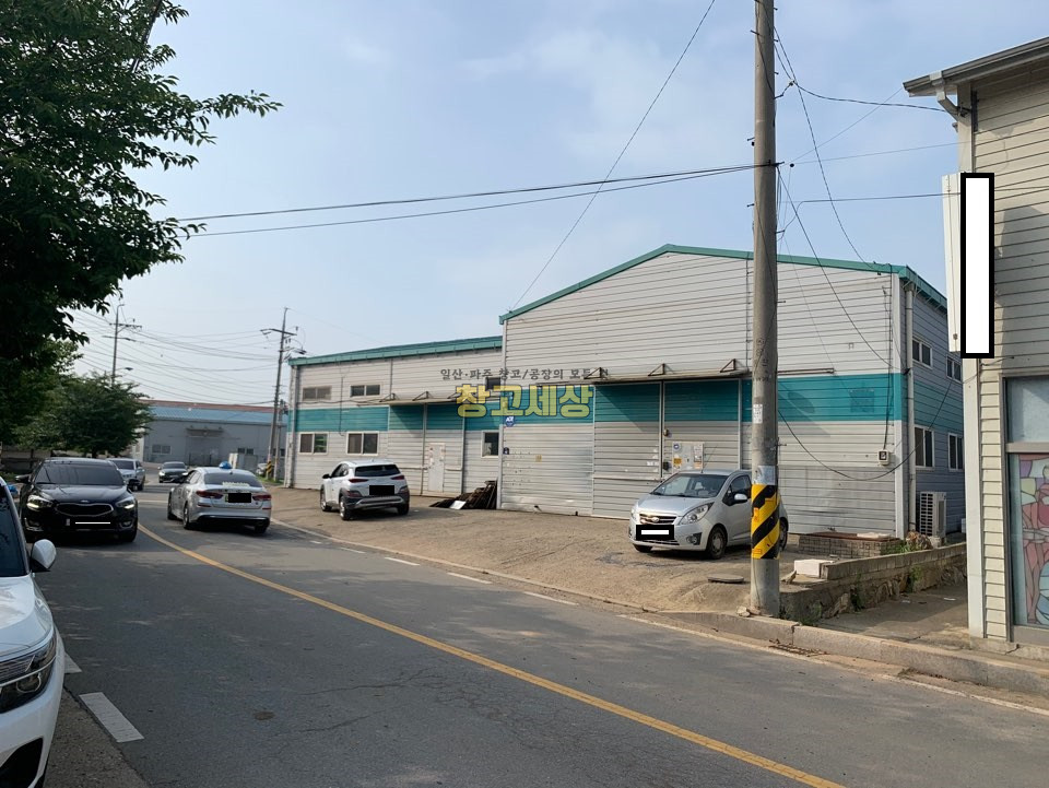 경기 파주시 산남동 49평(161㎡) / 공장 / 전면마당 / 전기승압/ 2차선도로접/대형차량OK / 대중교통OK/자유로3분 월세 매물번호 10062 사진 4