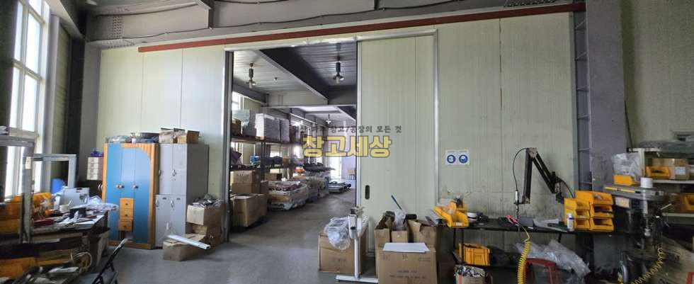 경기 고양일산서구 구산동 160평(527㎡) / 공장 / 단독전면마당 / 내부화장실/ 대형차량OK / 전기승압OK 월세 매물번호 11611 사진 11