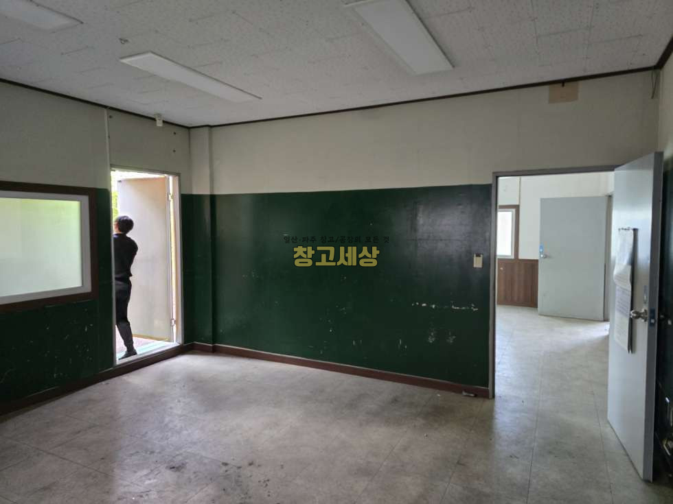 경기 고양덕양구 토당동 총 150평(1층75평+2층75평)제1종근생/고양시 덕양구 토당동/단독 창고/도로변 근접/빠른입주가능/능곡IC근접 월세 매물번호 11622 사진 11