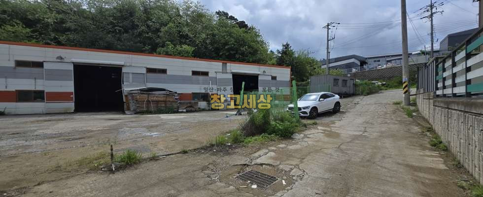 경기 파주시 탄현면 낙하리 420평(1394㎡) / 공장 / 대형단독마당 / 리모델링/ 츄레라OK / 자유로5분 월세 매물번호 11640 사진 4