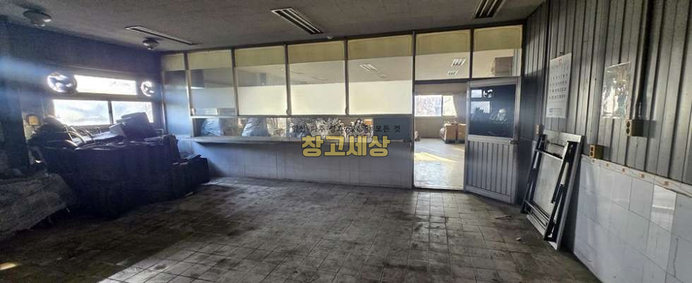 경기 파주시 조리읍 뇌조리 2500평(8270㎡) / 대형공장 /대형마당/전기159kw/ 2차선도로접/ 츄레라OK 매매 매물번호 11754 사진 9