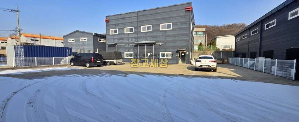 경기 고양일산서구 가좌동 대지300평(992㎡) / 2종근생 /단독대형마당/ 복층사무실/ 실입주가능/자유로3분/일산창고매매 매매 매물번호 11780 사진 2