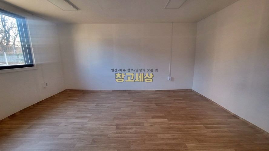 경기 파주시 신촌동 50평(165㎡) / 창고 /메인도로접/ 내부화장실/ 대형차량OK 월세 매물번호 11814 사진 6