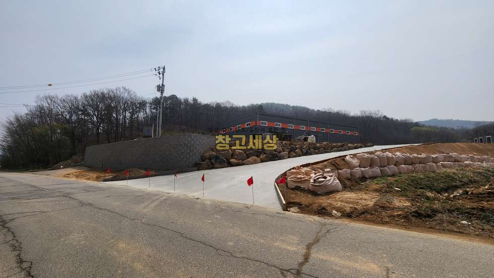 경기 파주시 탄현면 만우리 284평(940㎡)제1종근생/파주시 탄현면 만우리/대형마당/대형 창고/단독마당/빠른입주가능/파주창고임대 월세 매물번호 11762 사진 6
