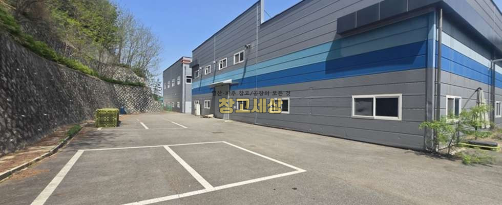 경기 고양일산동구 성석동 916평(3030㎡) / 창고시설 /복층창고/ 단독마당/ 도로접/ 화물엘베/화물리프트/전기35KW/츄레라OK 월세 매물번호 11859 사진 18