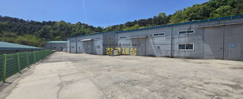 경기 파주시 탄현면 축현리 390평(1280㎡) / 공장 /대형단독마당/ 내부화장실/내부사무실/츄레라OK 월세 매물번호 11861 사진 3