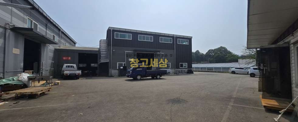 경기 파주시 조리읍 능안리 조리읍 공장임대 438평/ 단독마당/ 가설천막/ 사무동별도/내부화장실/ 대형차량OK 월세 매물번호 11900 사진 4