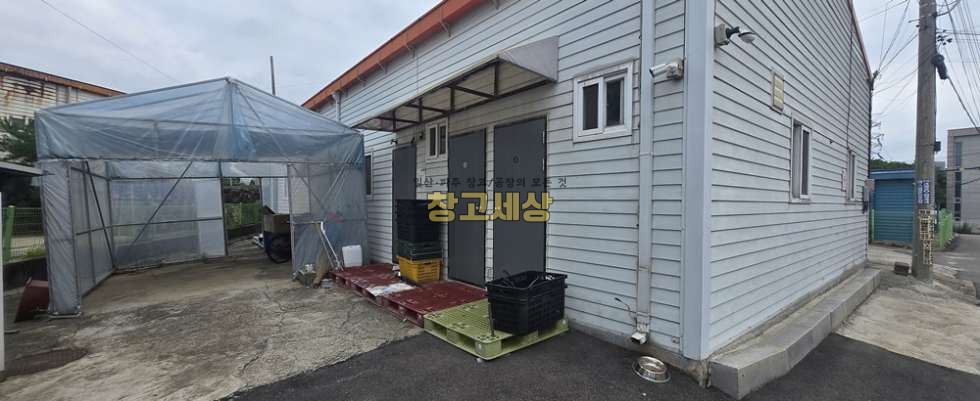 경기 파주시 동패동 동패동 창고임대 45평(145㎡) / 2종제조 /측면마당/ 외부화장실/ 대형차량OK 월세 매물번호 11914 사진 10
