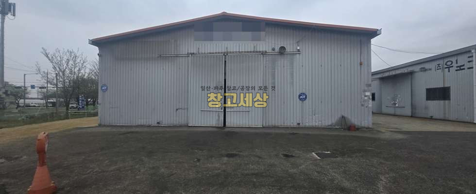 경기 고양일산서구 덕이동 117평(390㎡) / 2종근생 /대형공동마당/ 외부화장실/도로접/ 하수직관연결/츄레라OK 월세 매물번호 11854 사진 2