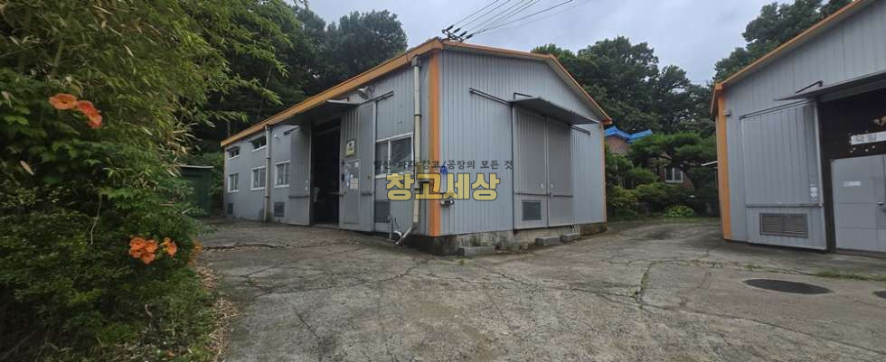 경기 고양일산서구 가좌동 55평(181.5㎡) / 2종제조 /전면마당/ 내부사무실/공용화장실/ 5톤OK 월세 매물번호 11921 사진 2