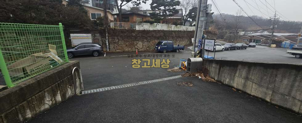 경기 고양일산동구 성석동 50평(165㎡) / 2종제조 /하수직관연결/ 내부화장실/ 대형차량OK 월세 매물번호 11929 사진 4
