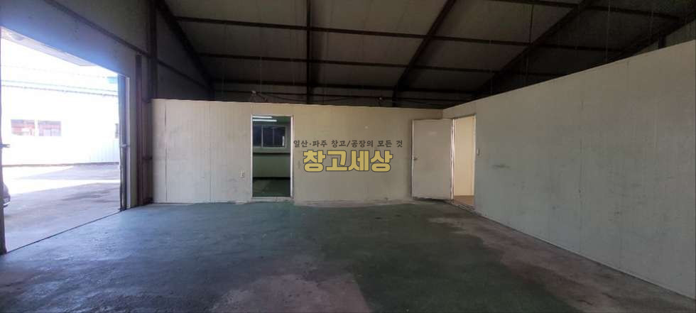 경기 고양일산서구 덕이동 54평(180㎡) / 1종근생 /내부사무실/인테리어/ 외부화장실/ 5톤OK 월세 매물번호 11943 사진 6