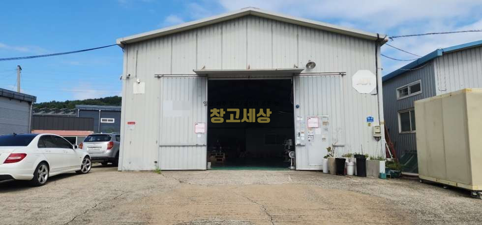 경기 고양일산서구 가좌동 60평(198㎡) /창고시설 /단독마당/ 내부사무실/외부화장실/ 5톤OK 월세 매물번호 11949 사진 1