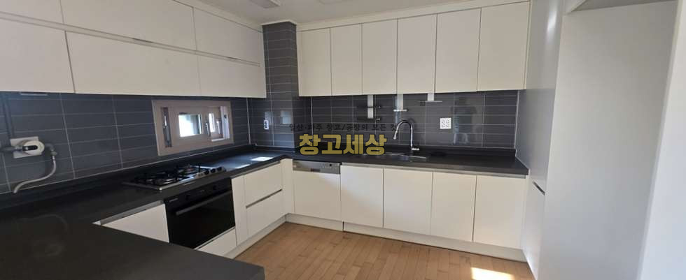 경기 파주시 문발동 564 1동 전용47평(156㎡)/타운하우스/복층구조/근린공원/대중교통/바로입주 월세 매물번호 11950 사진 3