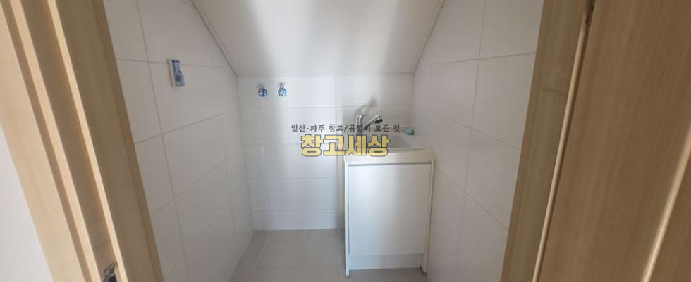 경기 파주시 문발동 564 1동 전용47평(156㎡)/타운하우스/복층구조/근린공원/대중교통/바로입주 월세 매물번호 11950 사진 7