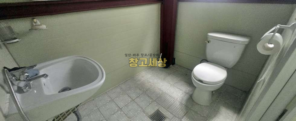 경기 고양일산동구 지영동 120평(396㎡) / 2종제조 /리모델링/ 내부화장실/도로변인근/ 5톤OK 월세 매물번호 11957 사진 6
